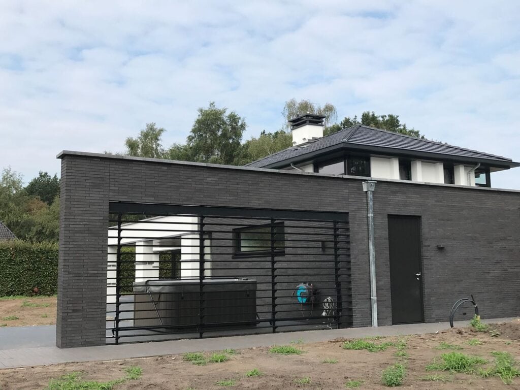 Lamellenwand bij terras