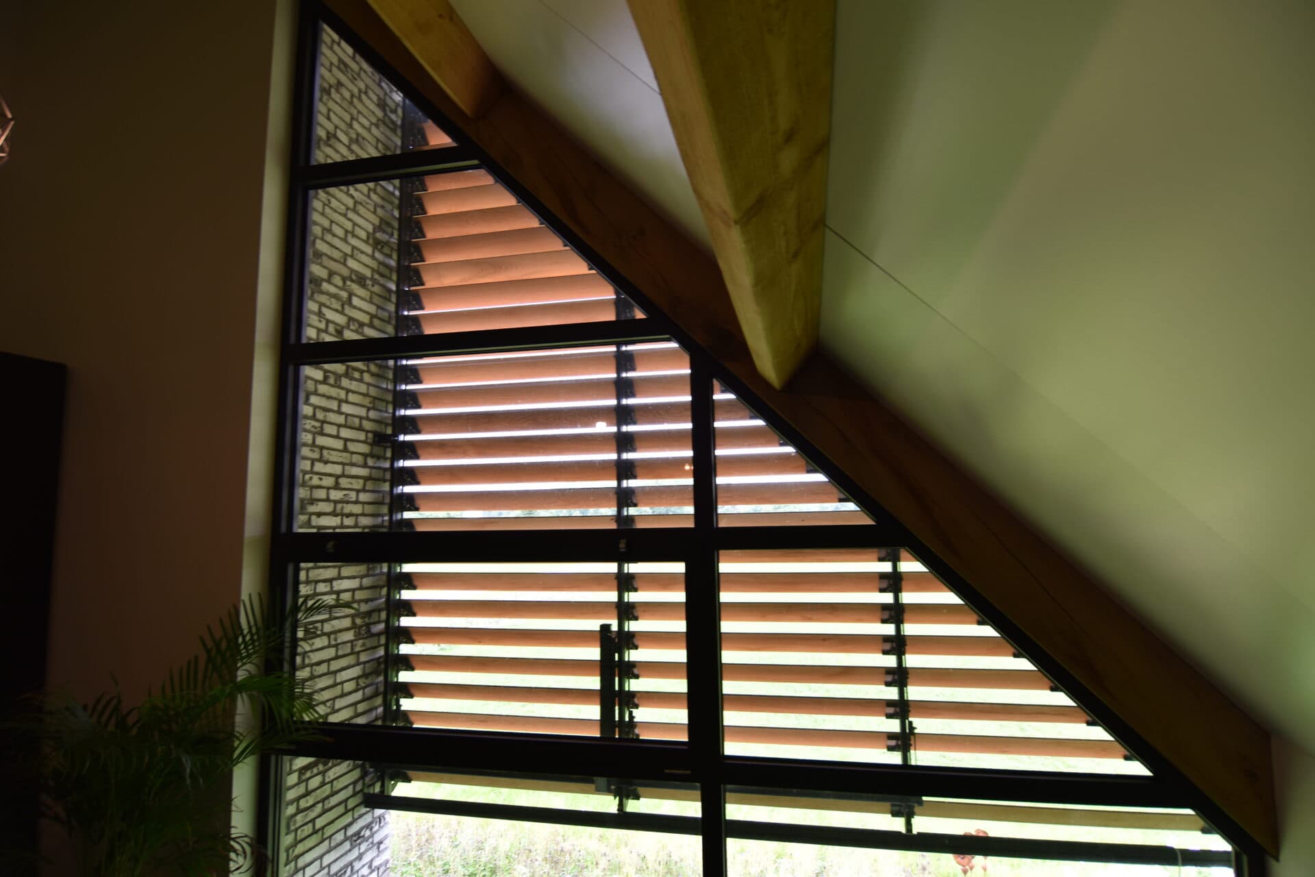 Binnenkant van lamellen in driehoek