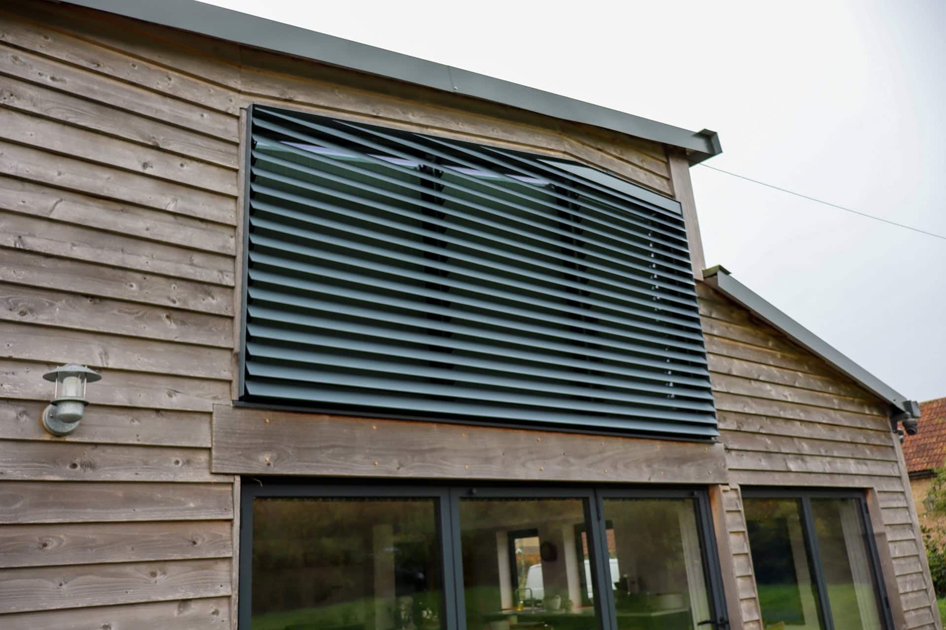 Half open lamellen in trapezium vorm