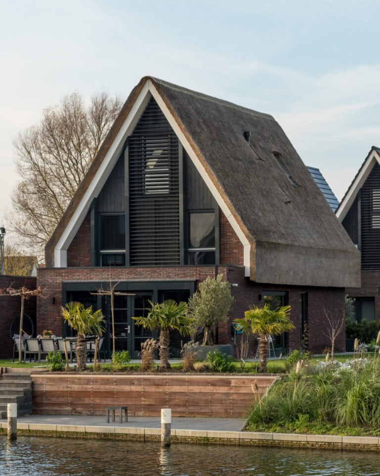 Lichtenberg  voorziet 21 woningen van houten lamellensystemen